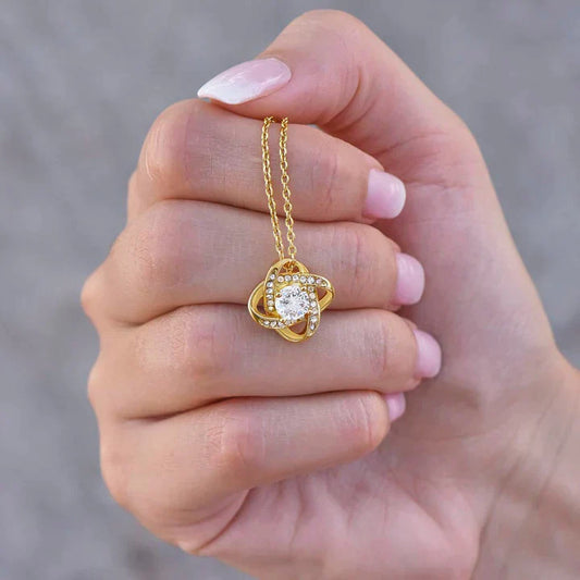 ÉternaRose Élégance — Collier d’amour intemporel avec rose éternelle